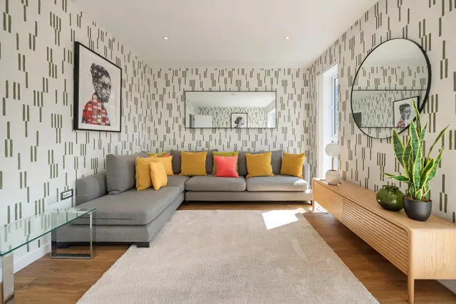 Reynard Way, Brentford, TW8, photo 3