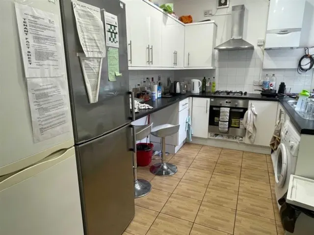 Standish Road, Fallowfield, M14, photo 3