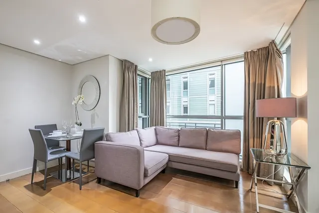 Photo 3 — 4 Merchant Square East Paddington W2