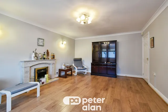 Riverside Close, Merthyr Tydfil, CF48, photo 3