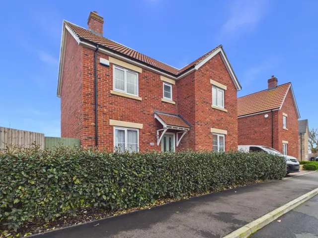 Dales Avenue, Mablethorpe, LN12, photo 1