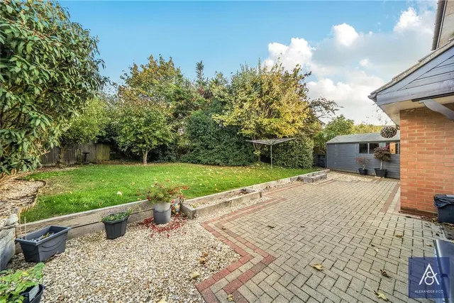 Forrester Drive, Brackley, NN13, photo 3