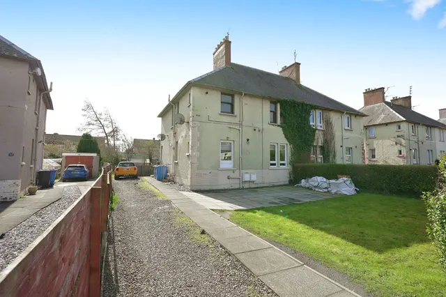 Lawrie Terrace, Loanhead, EH20, photo 1