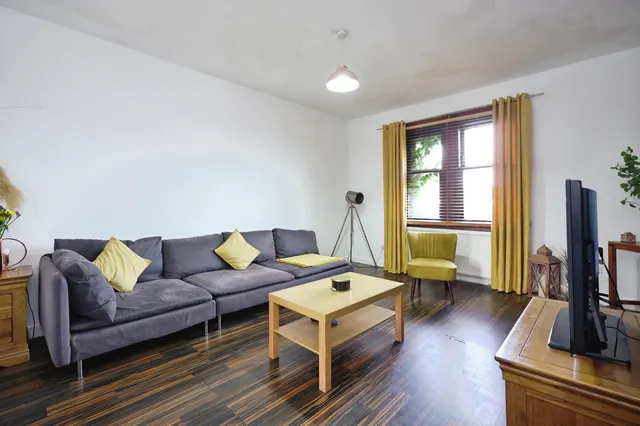 Lawrie Terrace, Loanhead, EH20, photo 2