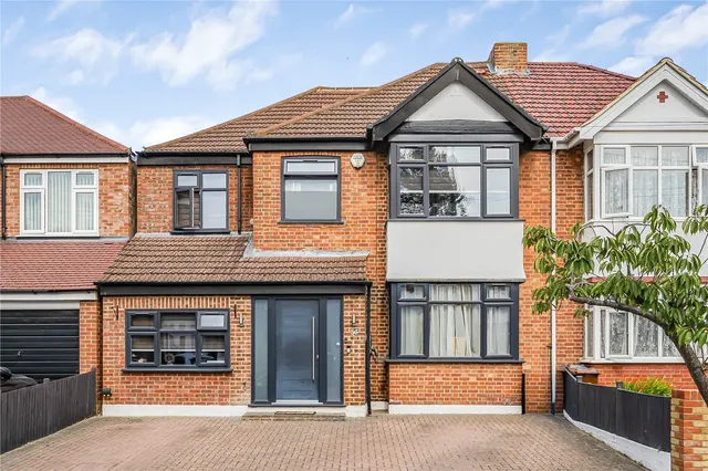 Harewood Road, Isleworth, TW7, photo 1