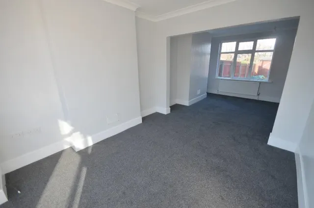 Chelmsford Avenue, Grimsby, DN34, photo 2