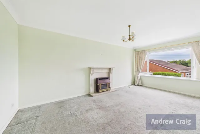 Westfield, High Heworth, NE10, photo 2
