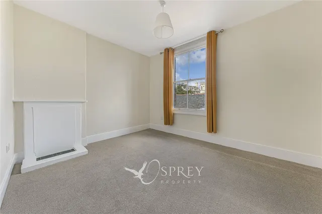 Market Place, Oundle, PE8, photo 2