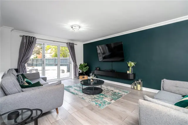 St. Johns Drive, Corby Glen, NG33, photo 2