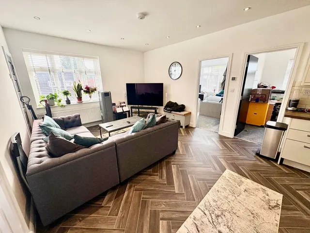 Stapleford Lane, Toton, NG9, photo 2