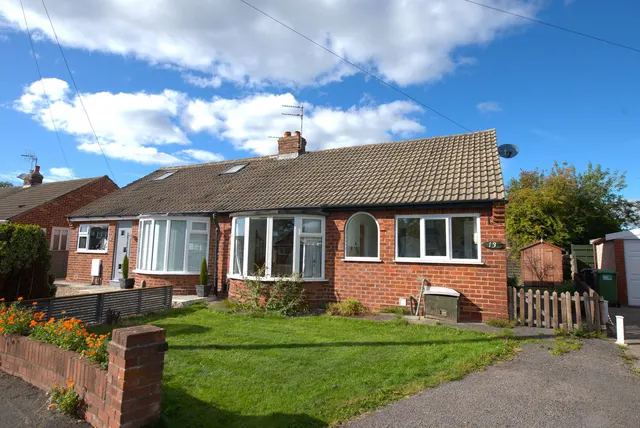Ash Close, York, YO31, photo 1