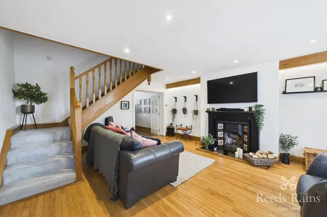 Broadstone Road, Stockport, SK4, photo 2