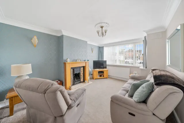Photo 3 — Eskdale Road, Ashton-In-Makerfield, Wigan, Wigan, WN4 8BG