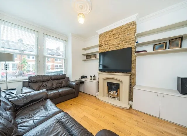 Photo 3 — Faraday Road, Wimbledon, SW19