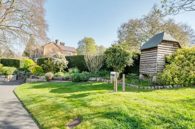 Bedfield Lane, Headbourne Worthy, SO23, photo 2
