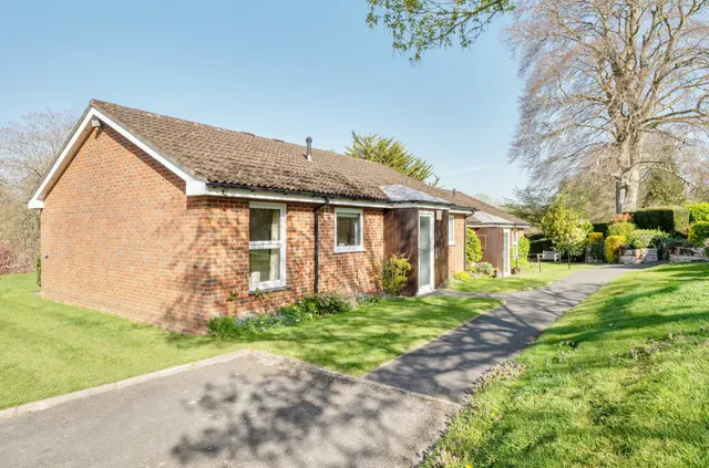 Bedfield Lane, Headbourne Worthy, SO23, photo 1