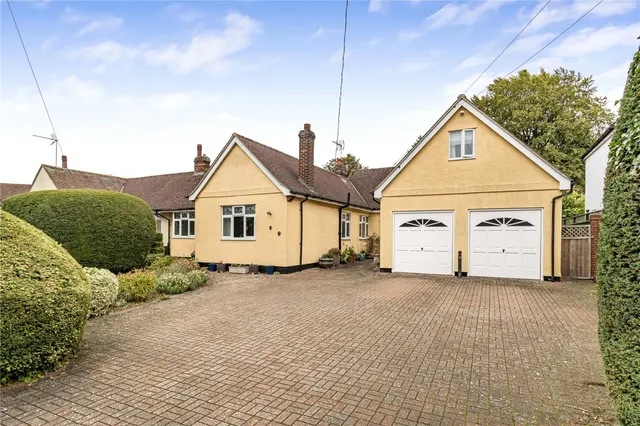 with 5 bedrooms in Saffron Walden, CB11, photo 1