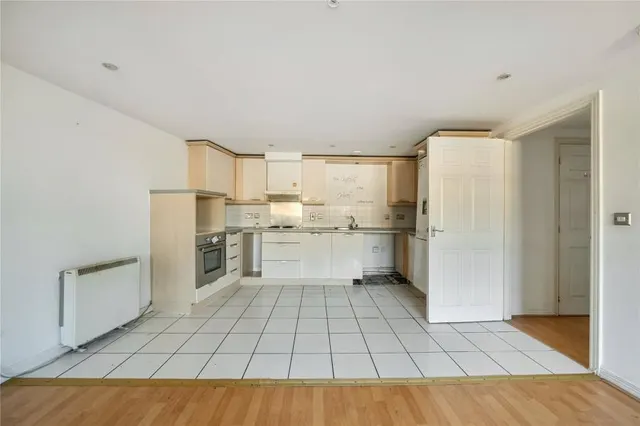 London Road, Kingston upon Thames, KT2, photo 2