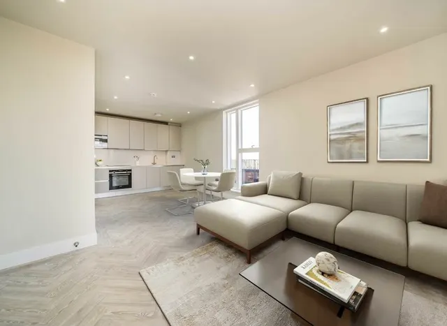Photo 2 — Sandycombe Road, Richmond, TW9