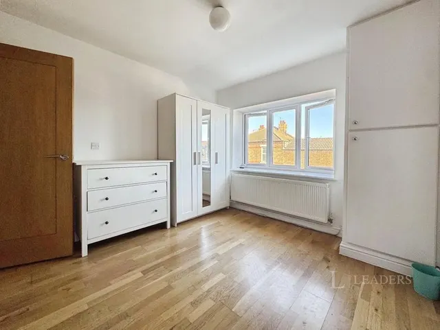 Portland Road, London, SE25, photo 1