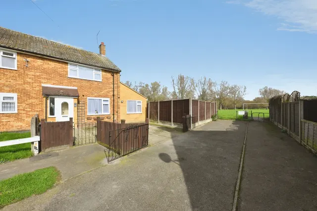 Wavell Close, Cheshunt, Waltham Cross, photo 1
