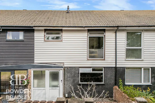 Aileen Walk, Stratford, E15, photo 1