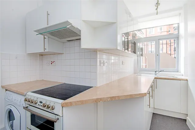 Photo 2 — Grove End House, Grove End Road, St John's Wood, London, NW8