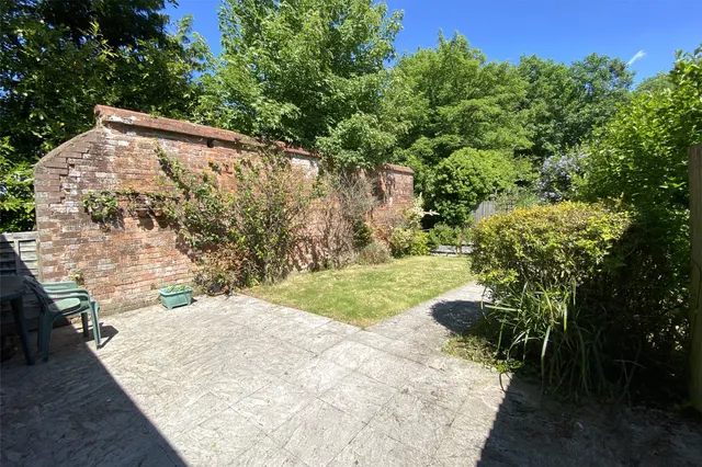 Mantle Street, Wellington, TA21, photo 2