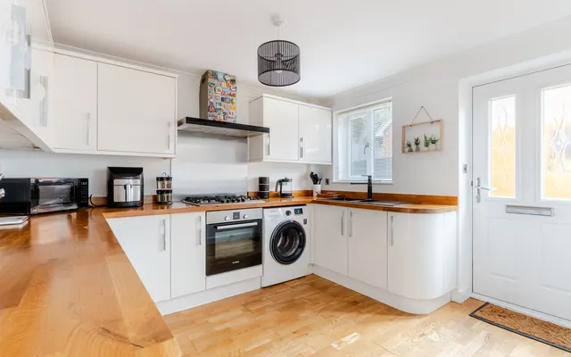 Home Ground, Shirehampton, BS11, photo 1