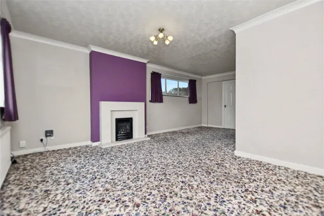 The Roundway, Morley, LS27, photo 2