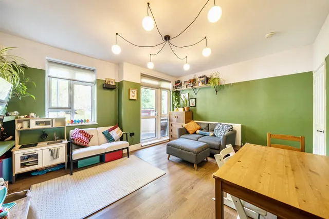Goldsmith Road, SE15, photo 1