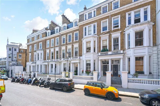 Bina Gardens, London, SW5, photo 1