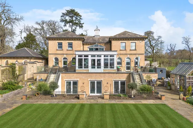 'Cedar Lodge' Stanstead Abbotts, SG12, photo 2