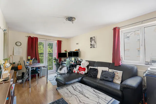 Tysoe Avenue, Enfield, EN3, photo 2