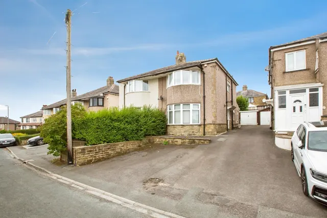 Golf Avenue, Halifax, West Yorkshire, HX2, photo 1