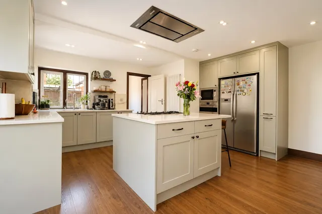 Lytton Road, Woking, GU22, photo 3