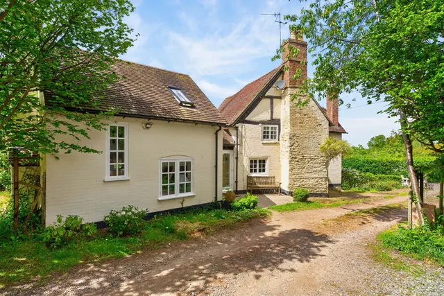 Church Lane, Bearley, CV37, photo 3