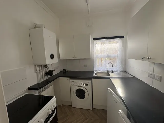 Alexandra Road, Mutley, PL4, photo 2
