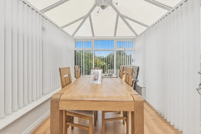 Field End Mount, Leeds, LS15, photo 2