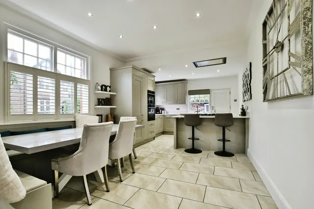 South Grove, Alderley Edge, SK9, photo 2