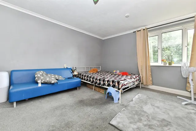 Castle Street, Calne, SN11, photo 3