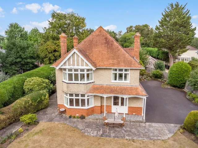 Milldown Road, Blandford Forum, DT11, photo 1