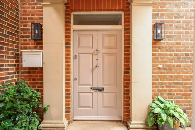 Bereweeke Road, Winchester, SO22, photo 2