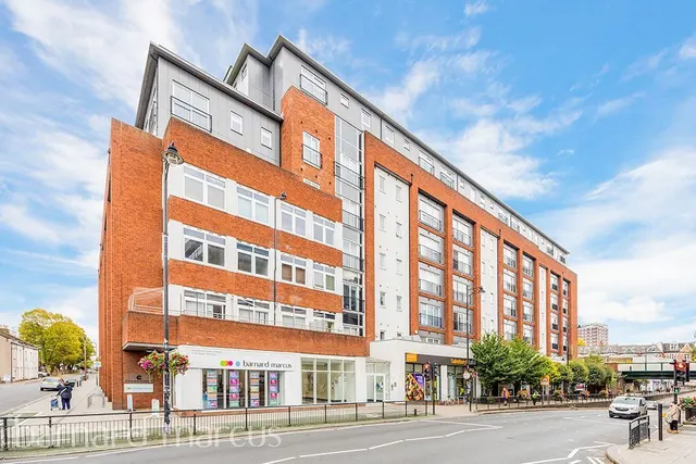 Manor Road, Wallington, SM6, photo 1