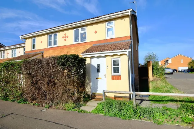Alder Drive, Huntingdon, PE29, photo 1