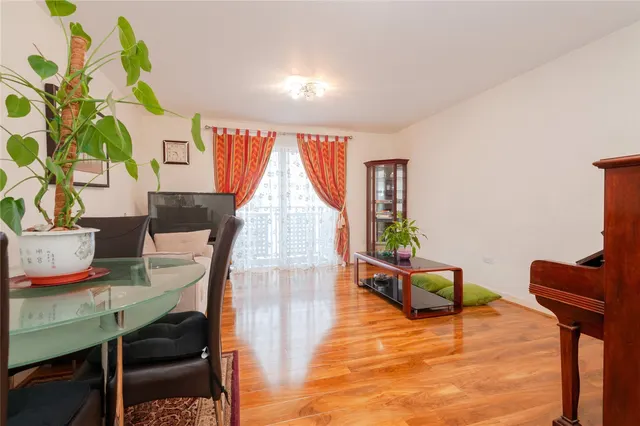 Prince Regent Road, Hounslow, TW3, photo 2