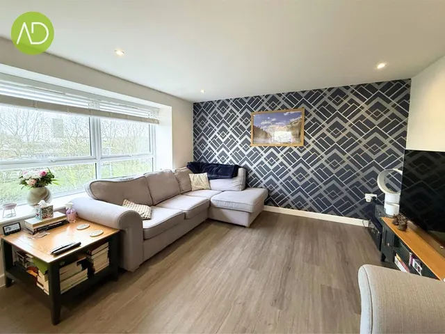 Photo 3 — Lampits, Hoddesdon EN11 8EH