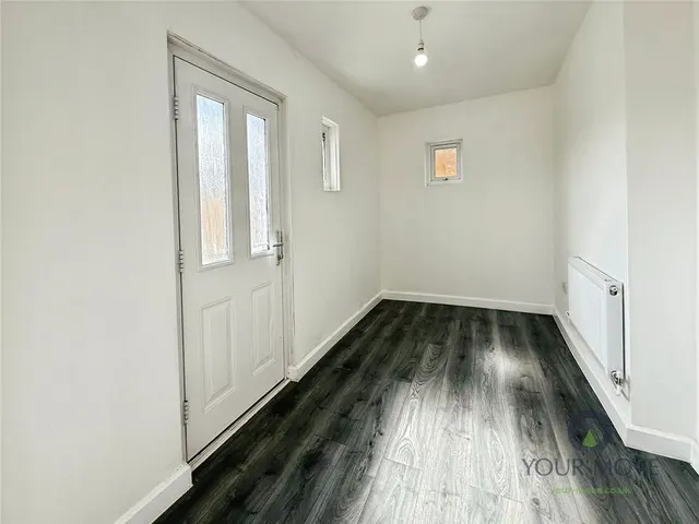 Photo 3 — Marigold Crescent, Dudley, West Midlands, DY1
