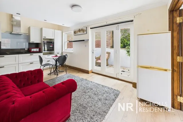 Worple Road, Epsom, KT18, photo 3