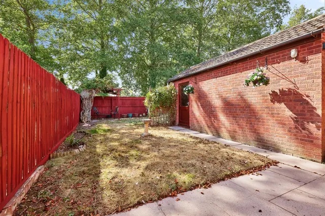 Partridge Grove, Peterborough, PE4, photo 3